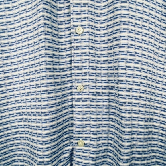 Tommy Bahama Men's Sz XL 100% Silk Short Sleeve Button Down Shirt blue Geometric - Picture 4 of 15